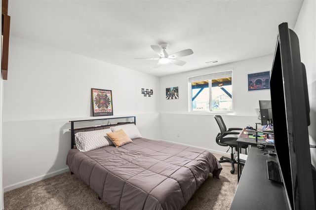 540 N Cygnet Lake Drive, Benton Harbor, MI 49022