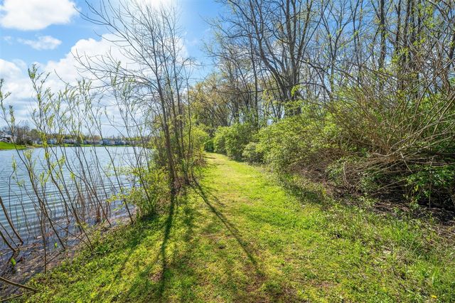 540 N Cygnet Lake Drive, Benton Harbor, MI 49022
