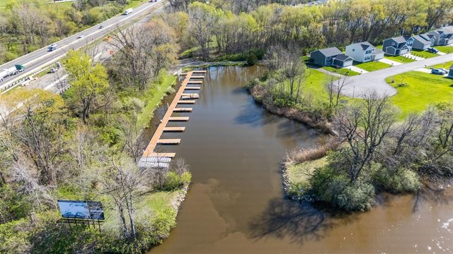 540 N Cygnet Lake Drive, Benton Harbor, MI 49022