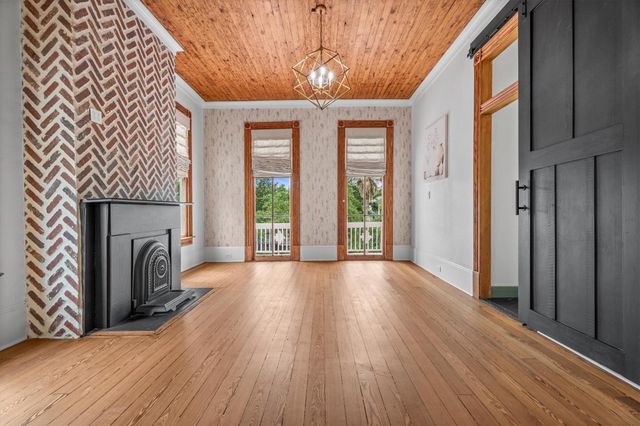 1522 Ball Street, Galveston, TX 77550