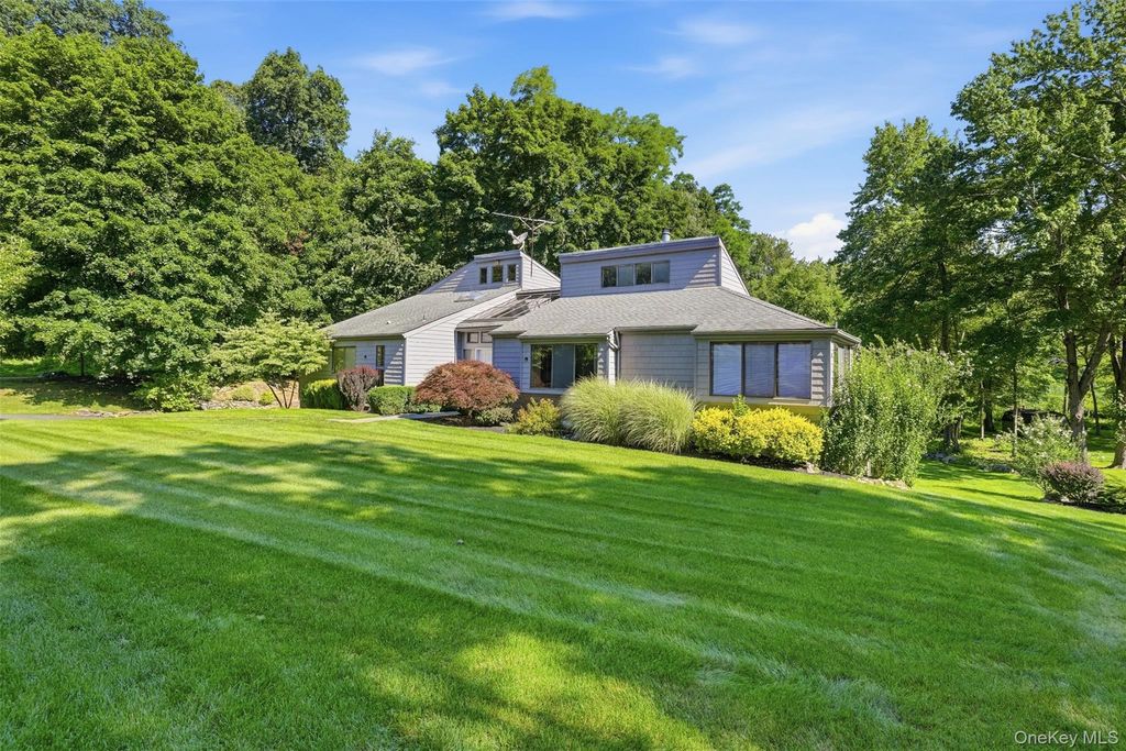 1 Kings Grant Way, Briarcliff Manor, NY 10510 — photo 4