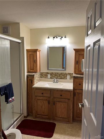 917 Tangerine Drive, La Feria, TX 78559