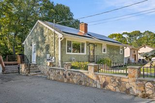 29 Reservoir Street, Fall River, MA 02723