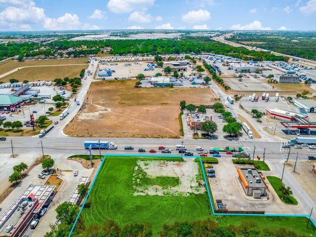 8520 S Lancaster Road, Dallas, TX 75241