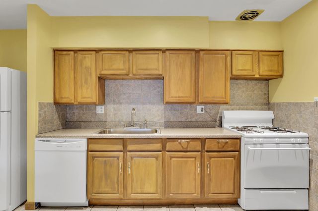 3784 E Deshler Avenue, Columbus, OH 43227