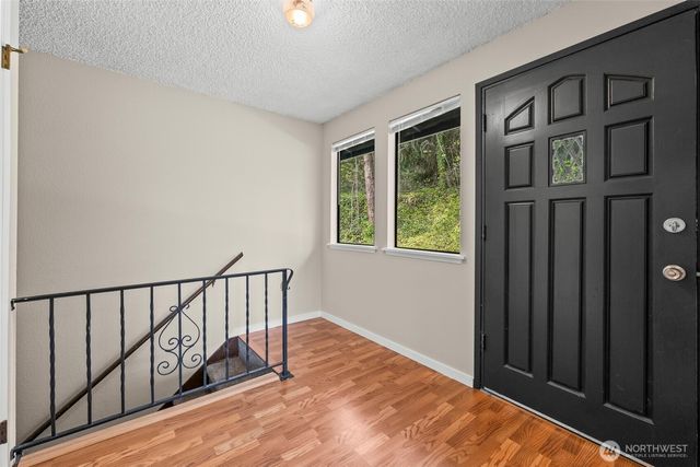 296 298 North Shore Boulevard, Fox Island, WA 98333