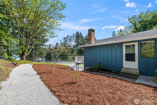 296 298 North Shore Boulevard, Fox Island, WA 98333