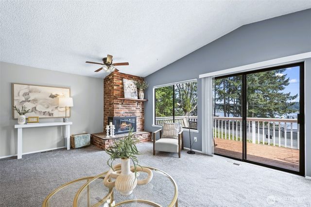 296 298 North Shore Boulevard, Fox Island, WA 98333