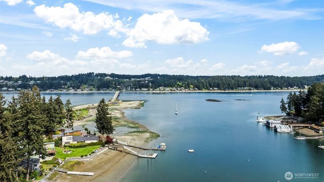 296 298 North Shore Boulevard, Fox Island, WA 98333
