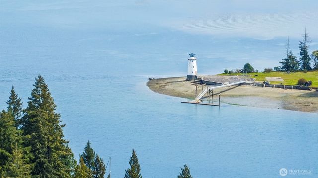 296 298 North Shore Boulevard, Fox Island, WA 98333