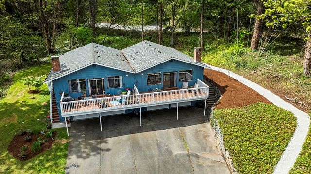 296 298 North Shore Boulevard, Fox Island, WA 98333