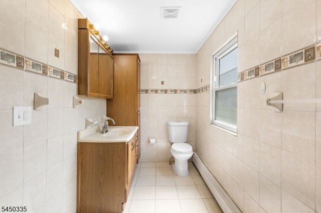 618 Wood Ave, North Brunswick Twp., NJ 08902