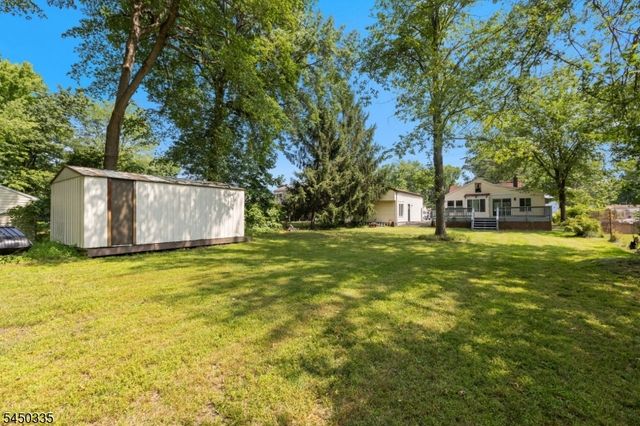 618 Wood Ave, North Brunswick Twp., NJ 08902