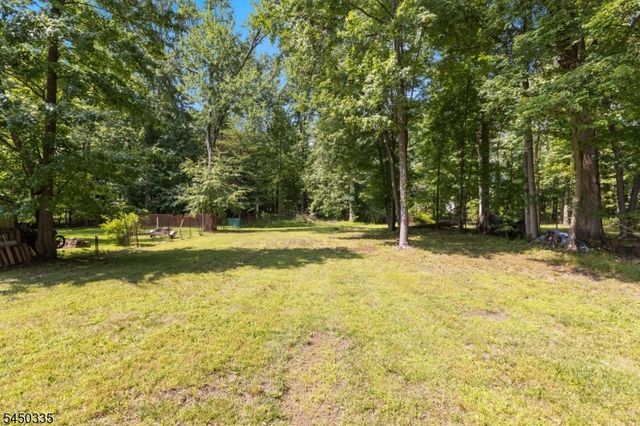 618 Wood Ave, North Brunswick Twp., NJ 08902