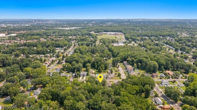 618 Wood Ave, North Brunswick Twp., NJ 08902