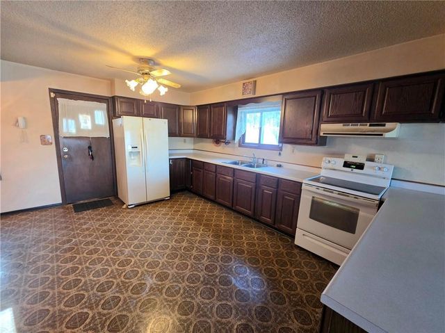 15260 W Reiskes Road, Hayward, WI 54843