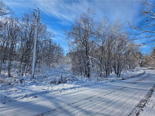 15260 W Reiskes Road, Hayward, WI 54843