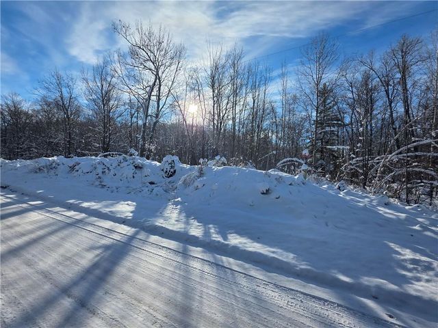 15260 W Reiskes Road, Hayward, WI 54843