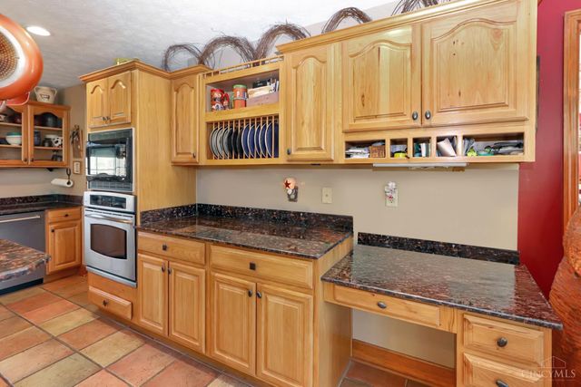 1613 W Concord Road, Pierce Twp, OH 45102