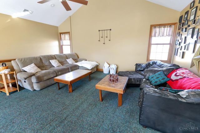 1613 W Concord Road, Pierce Twp, OH 45102