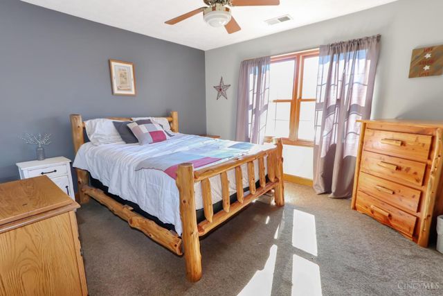 1613 W Concord Road, Pierce Twp, OH 45102