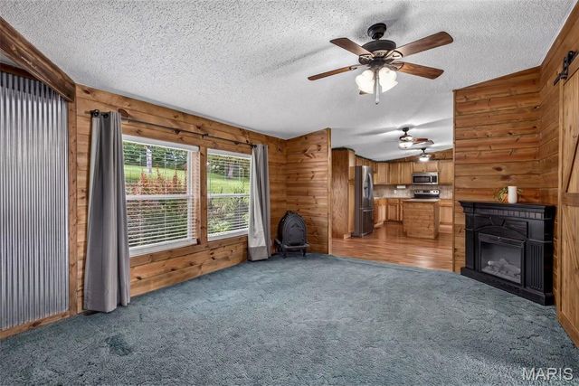 3440 Raby Road, Farmington, MO 63640