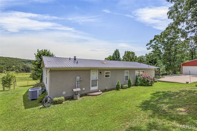 3440 Raby Road, Farmington, MO 63640