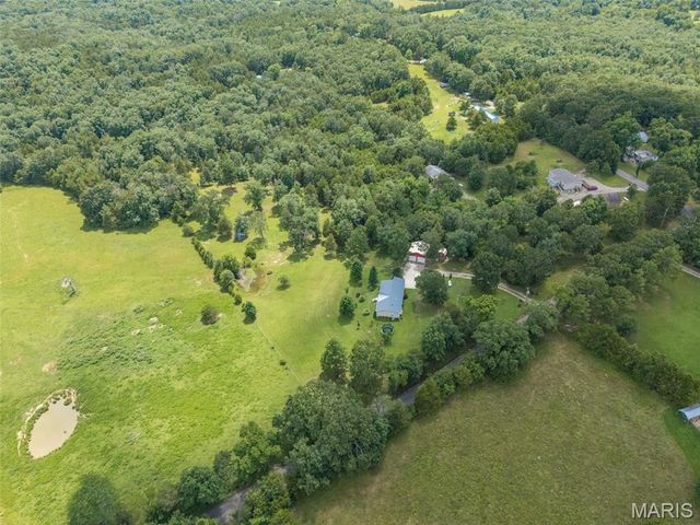 3440 Raby Road, Farmington, MO 63640