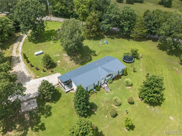 3440 Raby Road, Farmington, MO 63640