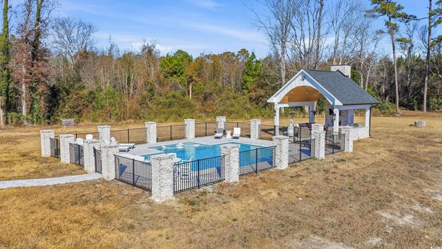 280 Bay Ridge Dr., North Myrtle Beach, SC 29582