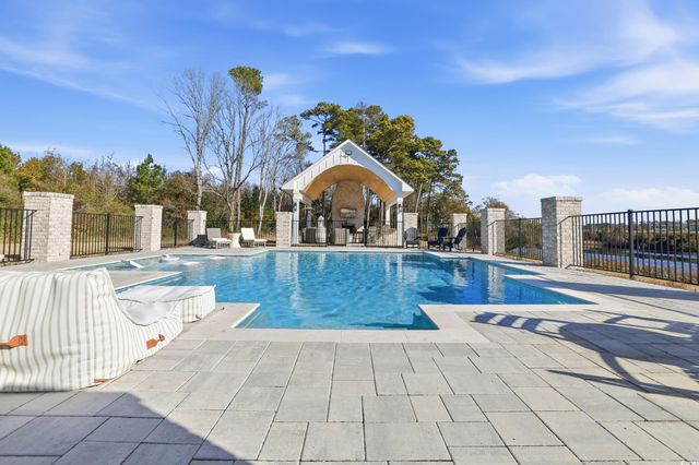 280 Bay Ridge Dr., North Myrtle Beach, SC 29582