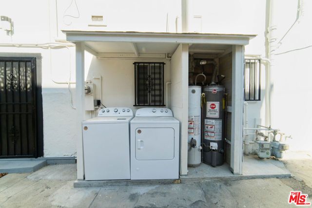 523 S Wilton Place, Los Angeles, CA 90020