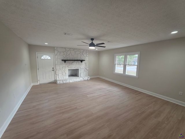 123 Meriwood Drive, Warner Robins, GA 31088