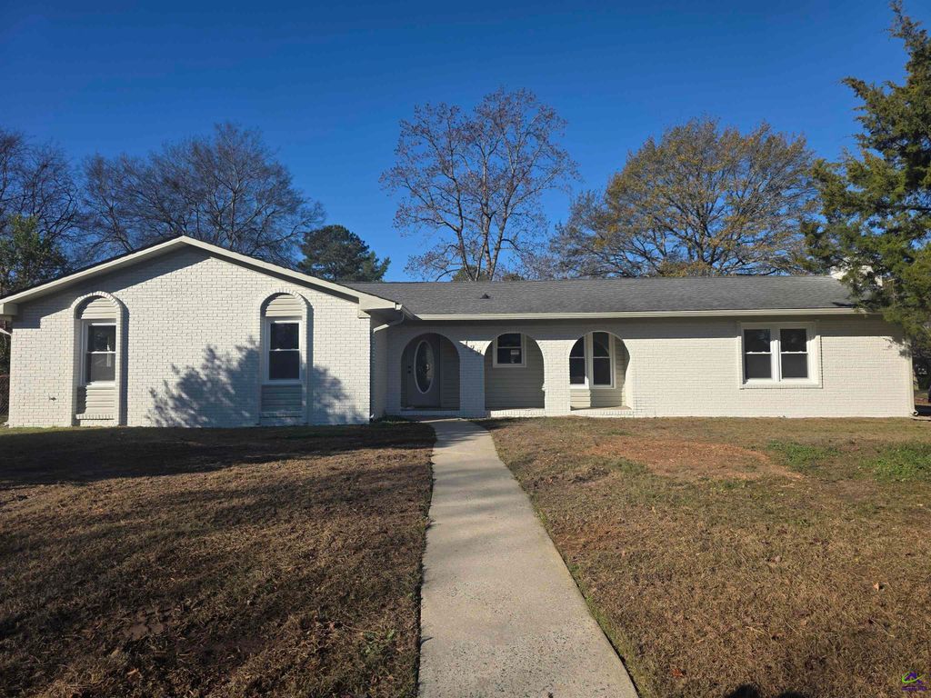 123 Meriwood Drive, Warner Robins, GA 31088