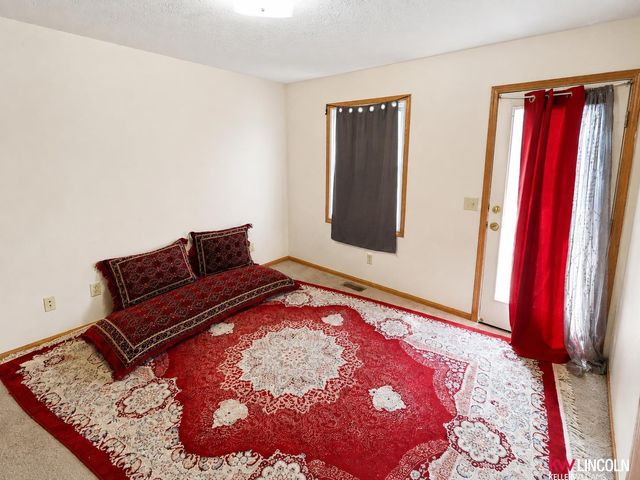 417 NW 20th Street, Lincoln, NE 68528