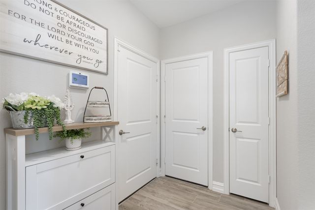 944 Memorial Drive, Little Elm, TX 76227