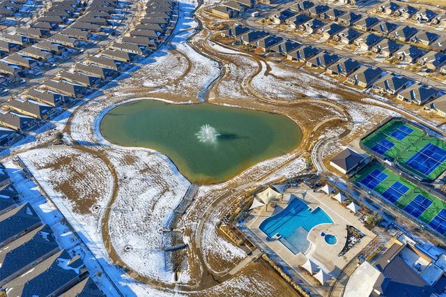 944 Memorial Drive, Little Elm, TX 76227