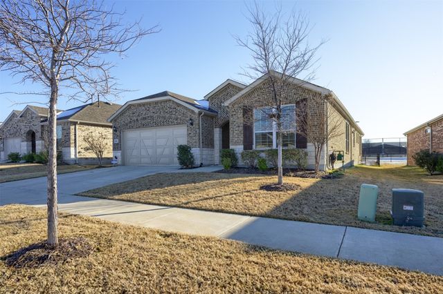 944 Memorial Drive, Little Elm, TX 76227