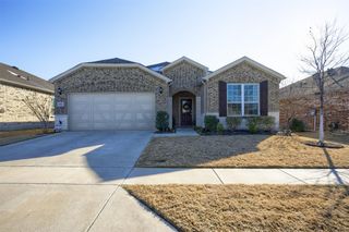 944 Memorial Drive, Little Elm, TX 76227