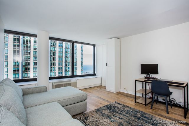155 N Harbor Drive 4507, Chicago, IL 60601