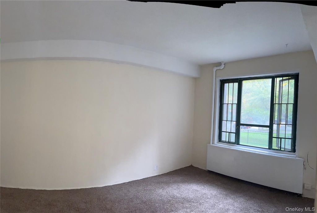 1563 Metropolitan Avenue ME, Bronx, NY 10462 — photo 5