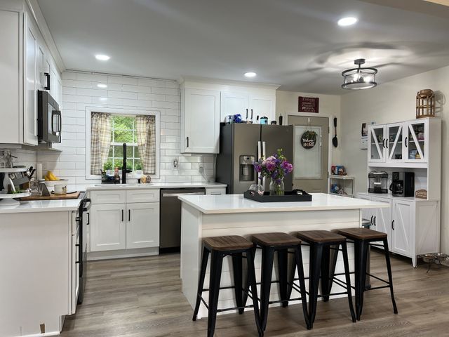 1408 Cumberland Heights Rd, Clarksville, TN 37040