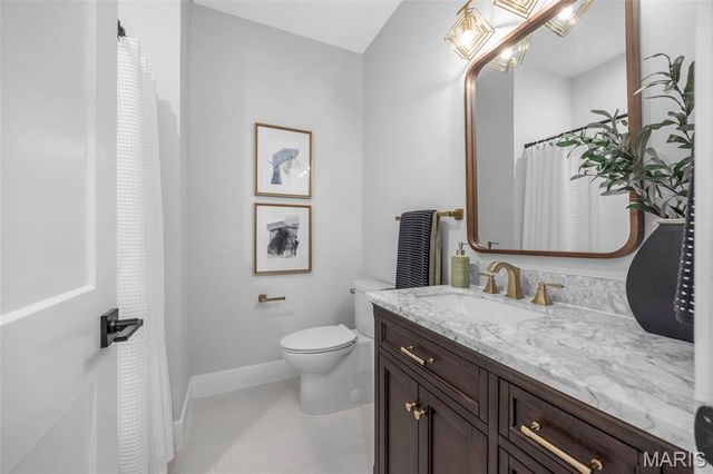 1556 Wildhorse Parkway Drive, Chesterfield, MO 63005