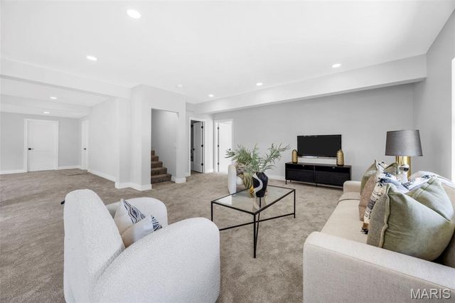 1556 Wildhorse Parkway Drive, Chesterfield, MO 63005