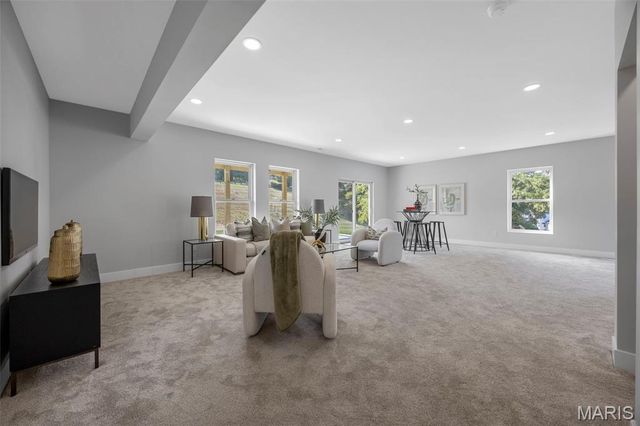 1556 Wildhorse Parkway Drive, Chesterfield, MO 63005