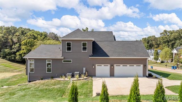 1556 Wildhorse Parkway Drive, Chesterfield, MO 63005