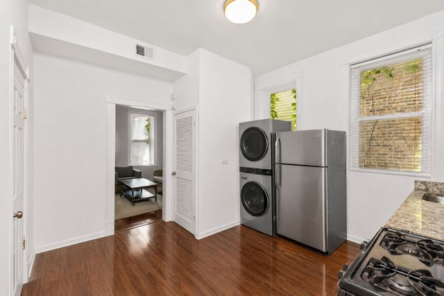 841 N Damen Avenue 3R, Chicago, IL 60622