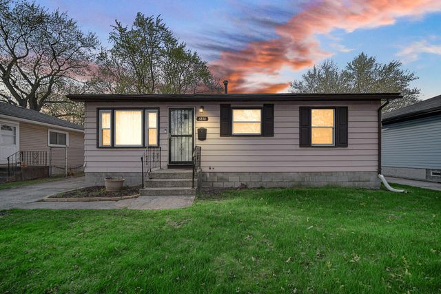 6838 E 4th Avenue, Gary, IN 46403