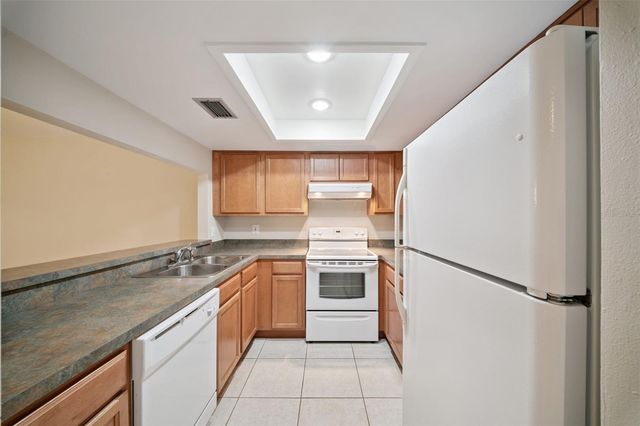 404 E ORLANDO AVENUE 1B, Ocoee, FL 34761