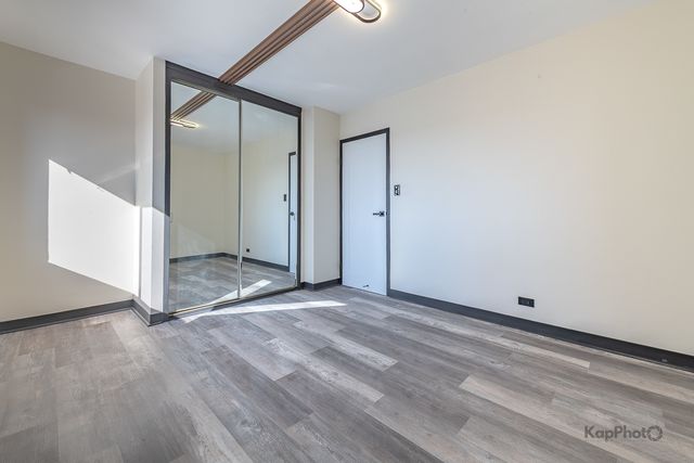 7337 S South Shore Drive 902, Chicago, IL 60649